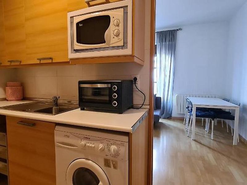 69DA7AB2D983689C185572E0D6A1A6F5