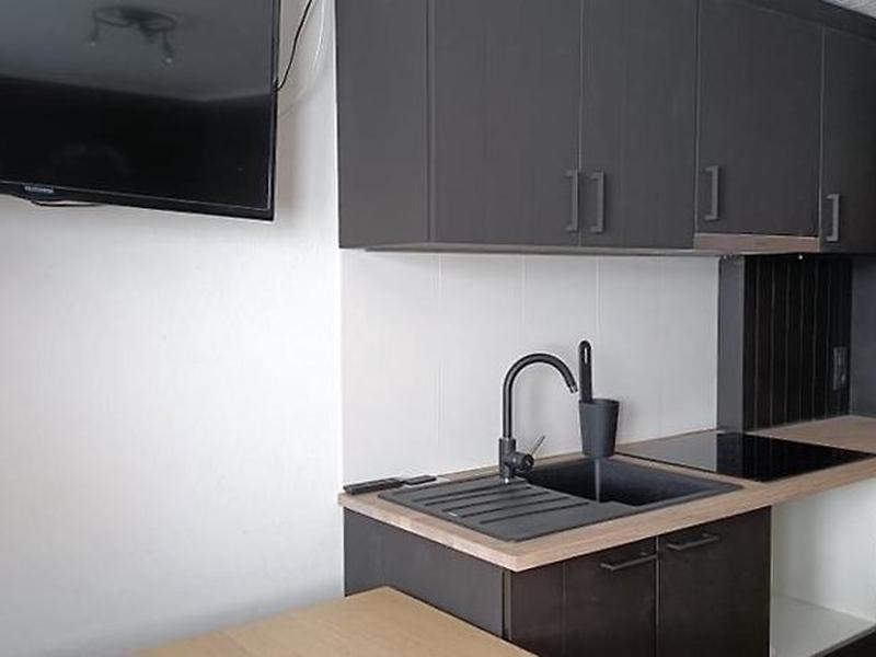 F5AF5280FB42778B2308EB50436E36AA