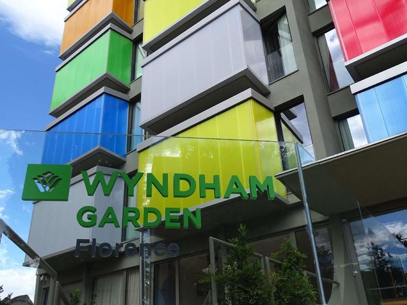 08DD26725F9C03B722502D3BAFB86510