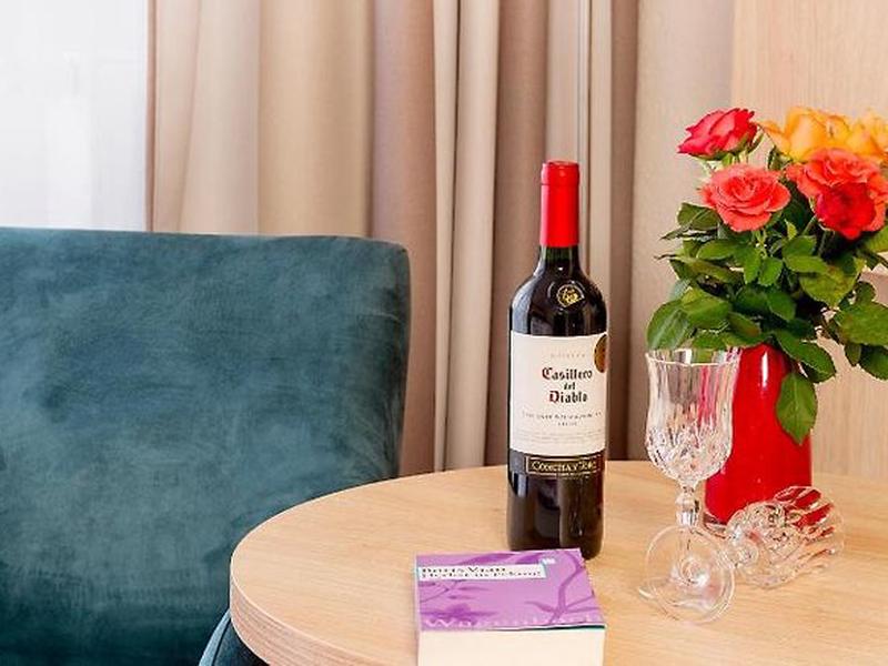 624F4C80F7A5F9076E5D6D8F174D6866