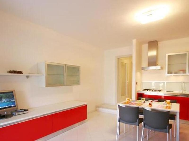 A43896BEE37BD80B55745734E9A7C217