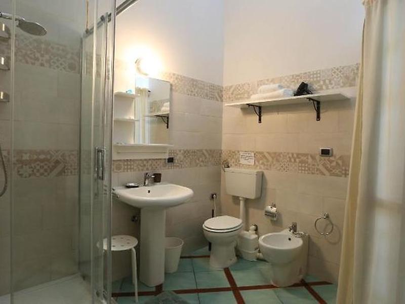 B24A19DC34F4DD2F4183831460EE439D