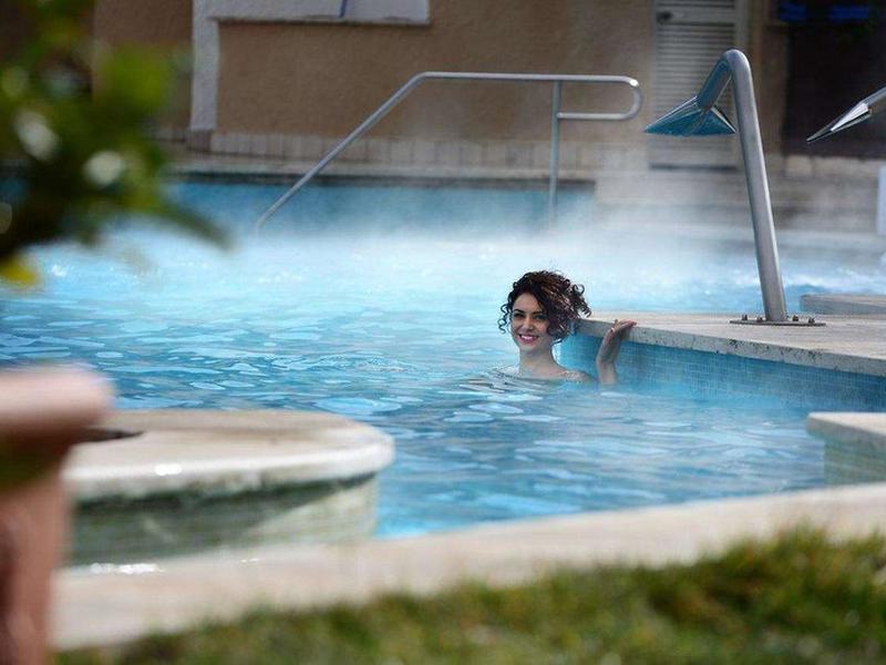 18F4CB4B82B3977EC05C2EA81891A98C