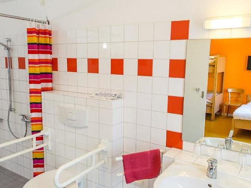 27A7B444038709157483D0E84AD9485C