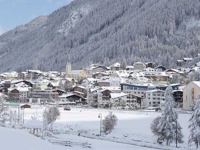 42D8C26B3B0D13BFCCC172B7AF86D578