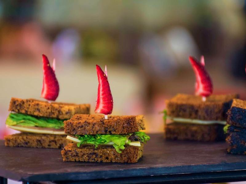 0F10331D5D810183A104CDC5A27BC125