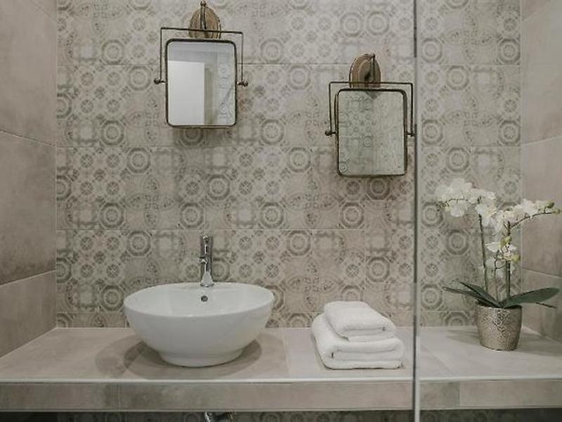 B21201CA0F2AD0F30A40A0EBF79E1677