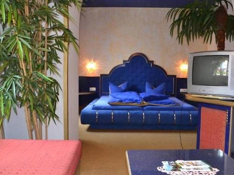 59D89ED7CB8E928365FAAECACD1D81A9