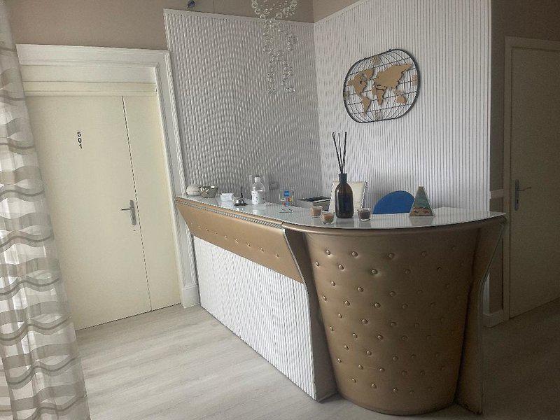 56C0EFD4DA3F8616038C9D73D9513926