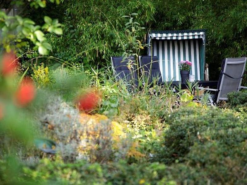 798703EBD1E8DEBD8C5CFF23F764FD8D