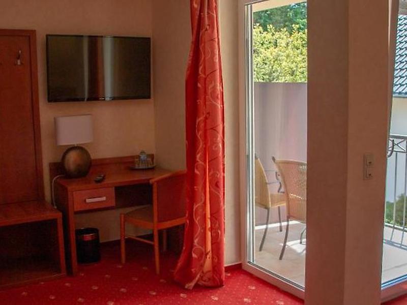 21A57D402AB27E49ABA4AAE3EDAAC57E