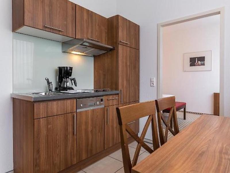 37AB119C461AA4C056B5D0281868FEE9