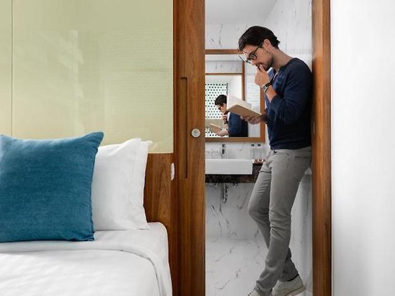 B918E78573789337D4BF305DCCD4303F