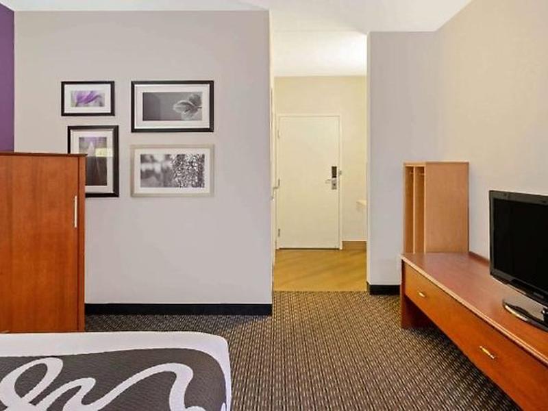 07483A46F7013ACD5B8DFEE797C7774E