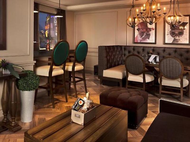 CD53F5DF38E7F8FBF6ACFFA960773E64