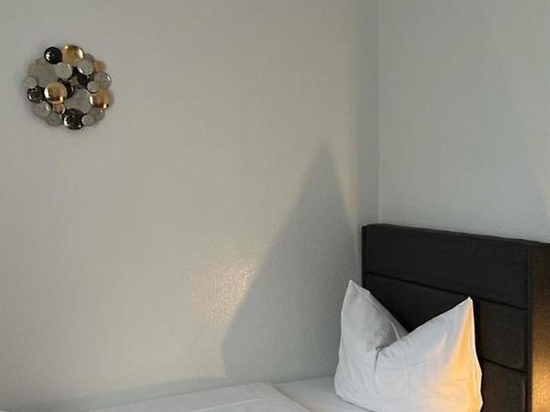 6BB9A706E9F7AB8FFEA0881B94662CC2