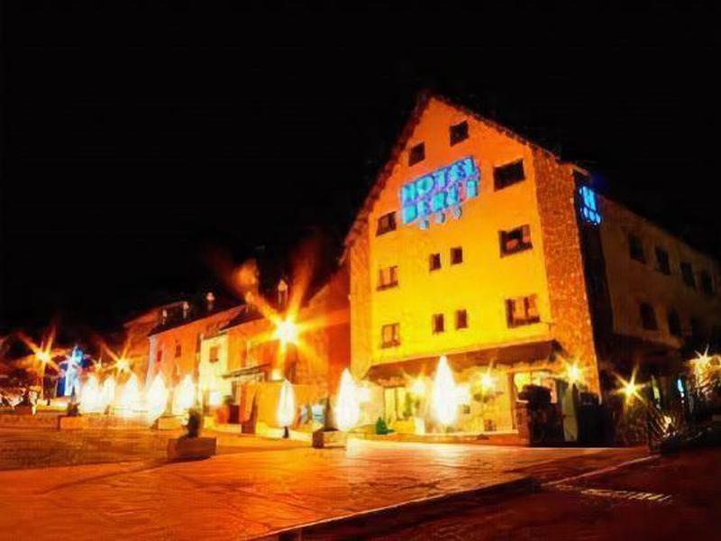 EB4641D7C8CC336F44492E206D65D794