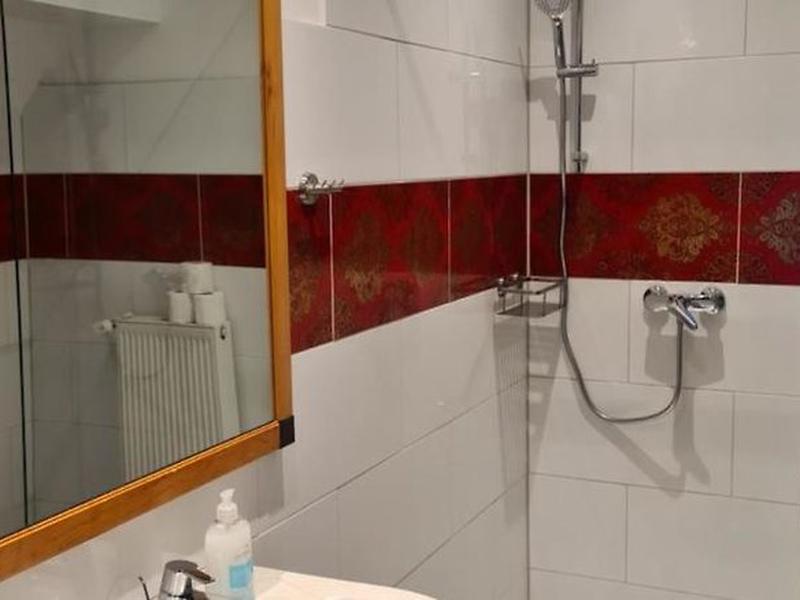 8E469E56FBD59AB5F2B1B8EDC1F7EE3E