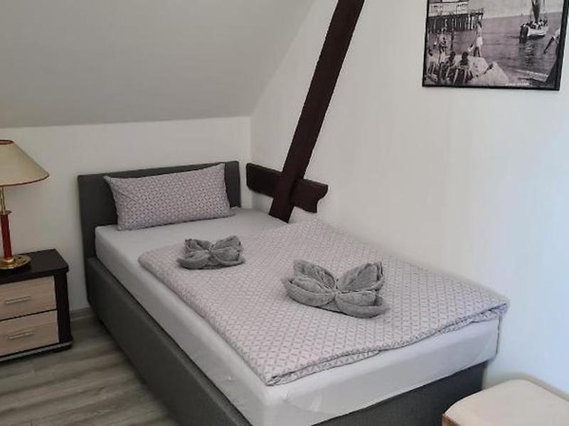 23ABDC904771CB3D58EFDD0AEE698CE6