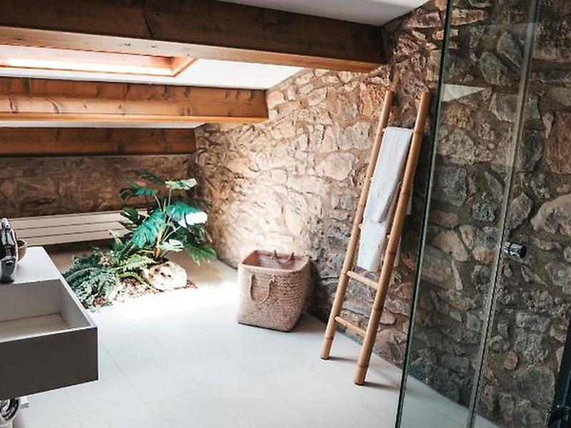 3D225280205AD5F678BB0F2E8ED0914B