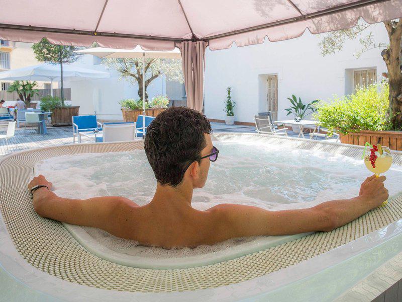 B8771CB4A156847EEB88D89D0930DDAD