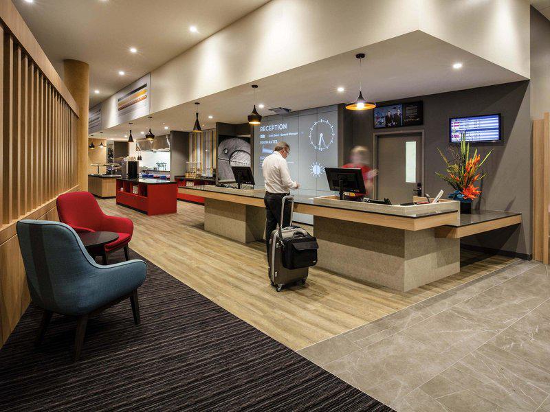 5332D266418F8E95C452899CDFC2642A