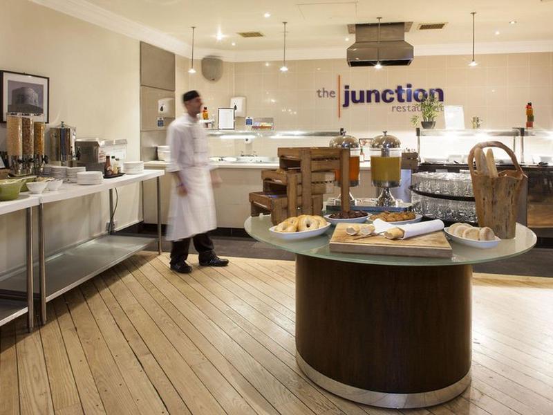 EE0C6B4F4A7D36AA6E7D7C6FA7149B16