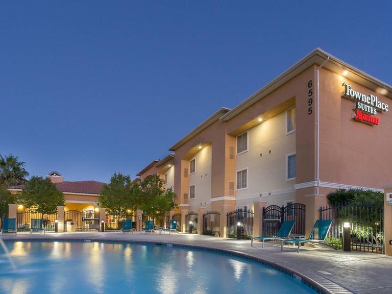 679CB594DEE006D4F3DFEB443C275735