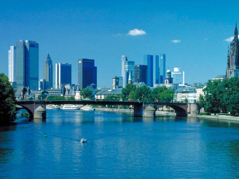 057361A4B53F451672790219D9EB4048