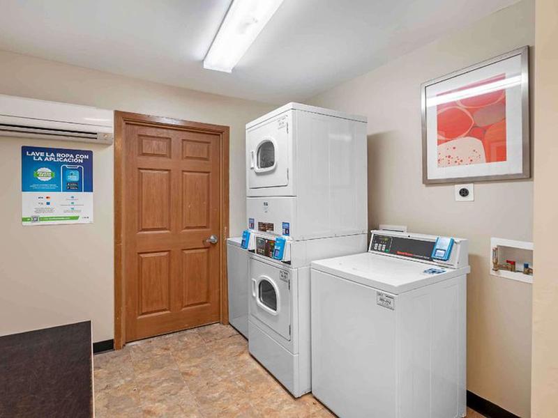 21BB8DFAC12A9350D3AF3657B6CF06EA