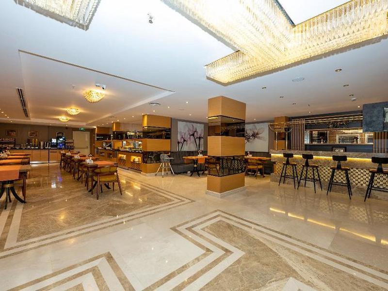 AC350D28C637197053579578494957D5