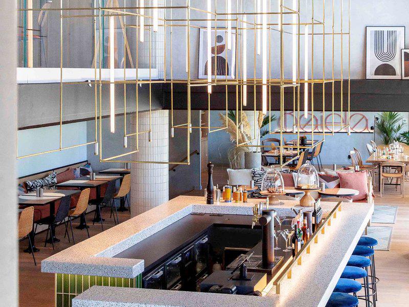 104158D341FA21EC4BE6553644EF5C23