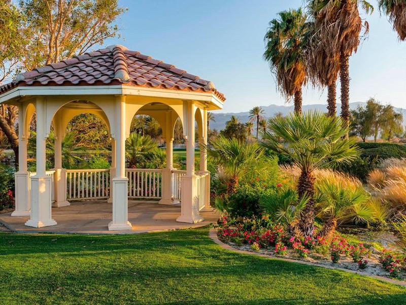 3D8CD6548498F6FB8B22D994B5A32350