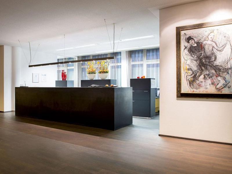 AA985745667DF4F5A3C5A1A1E1780807