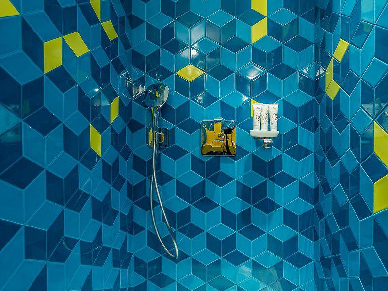 15754DAE6F3BD38D0289231FE1F8D45A