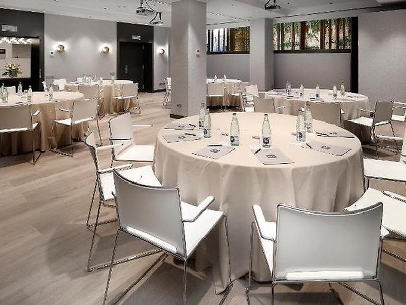 AF1719CE5C445B964A7EBAD438010CCA