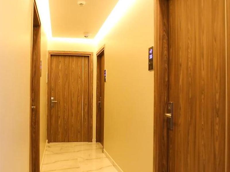 15F67889BB2FC973241348E28198FEE4