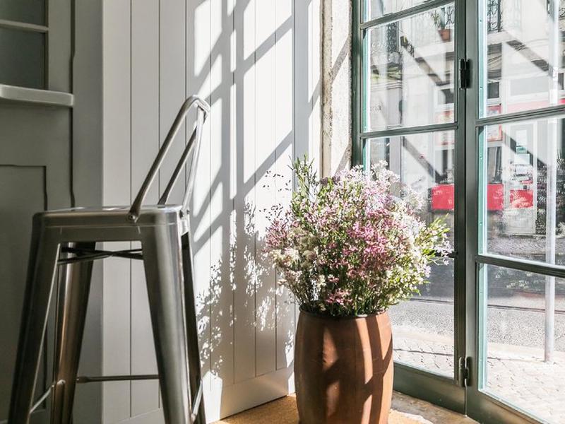 15B234134E4A8158F7CA3A7D8F088422