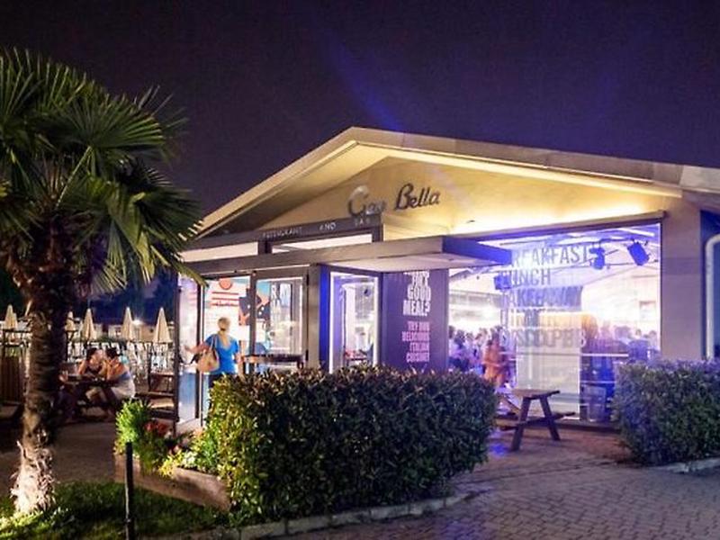 60E77F793BC1DC85D40B33DF56013974