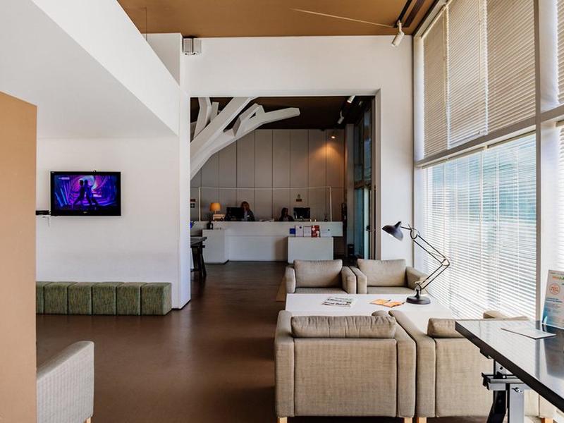 1D8C0517386778DB552572AC42BB4E2D