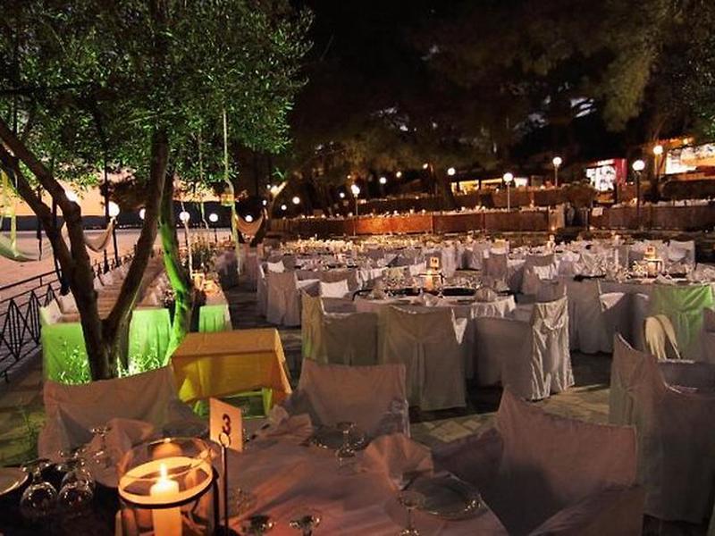 561D379C12C516F9BCD0A0410D4E3302