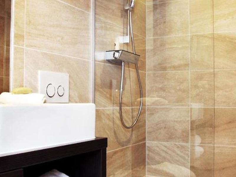 E3A341F7202C7F169952B6BDAE840D38