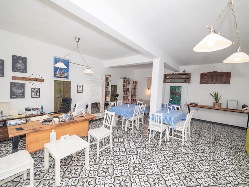 5F70AC0FEF11F82586D5A2A64A7B7983