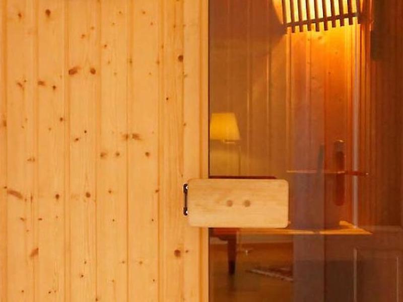 249E4204C04A8492B5B9E0E8F36DD9C4