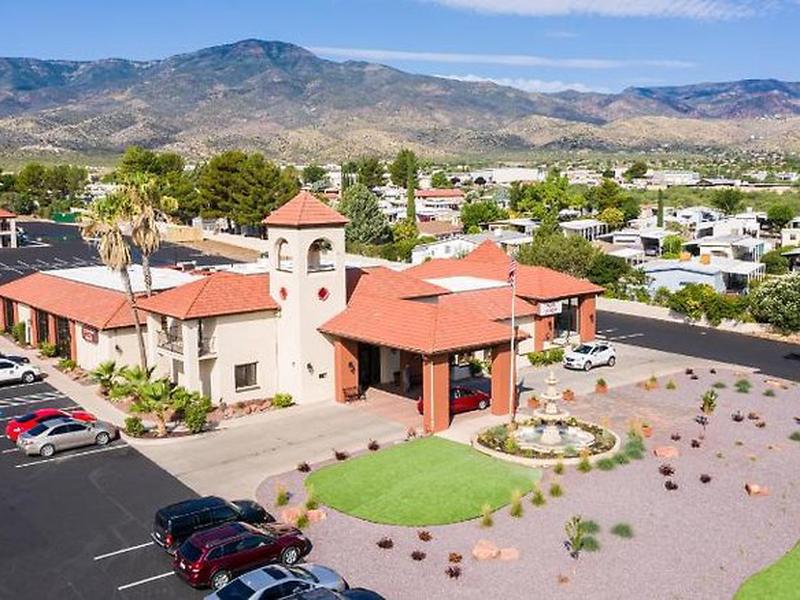 0241D9C0535645DC634C5140EE512944