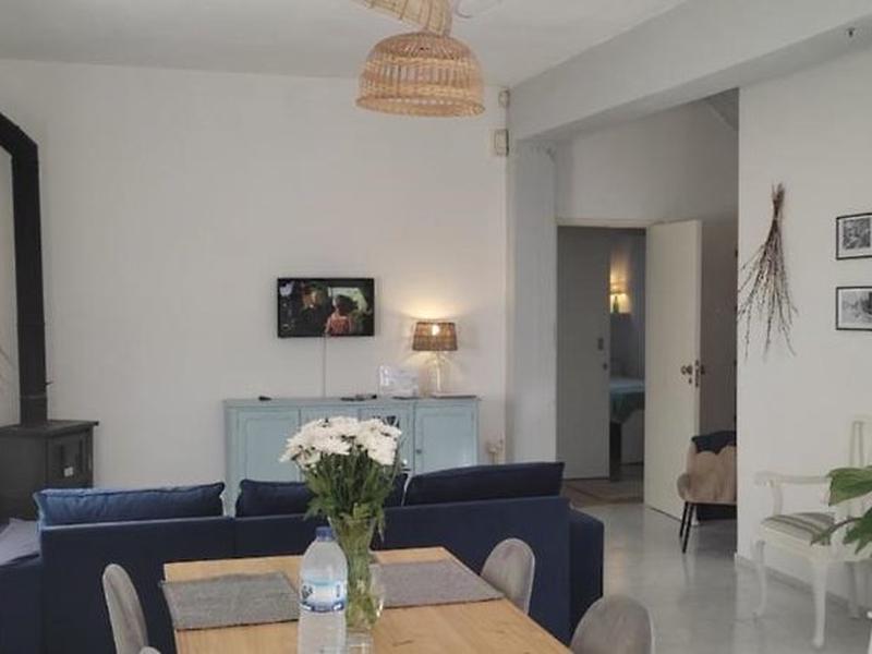 B6044CA2605440BE3A35BF222DE53435