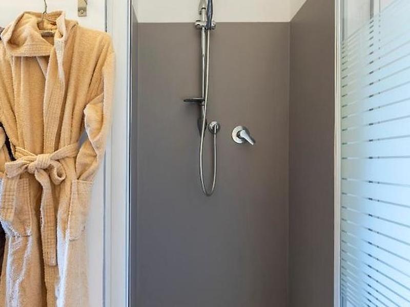 F60B9610E0E4912E529B26639A2DDF6B