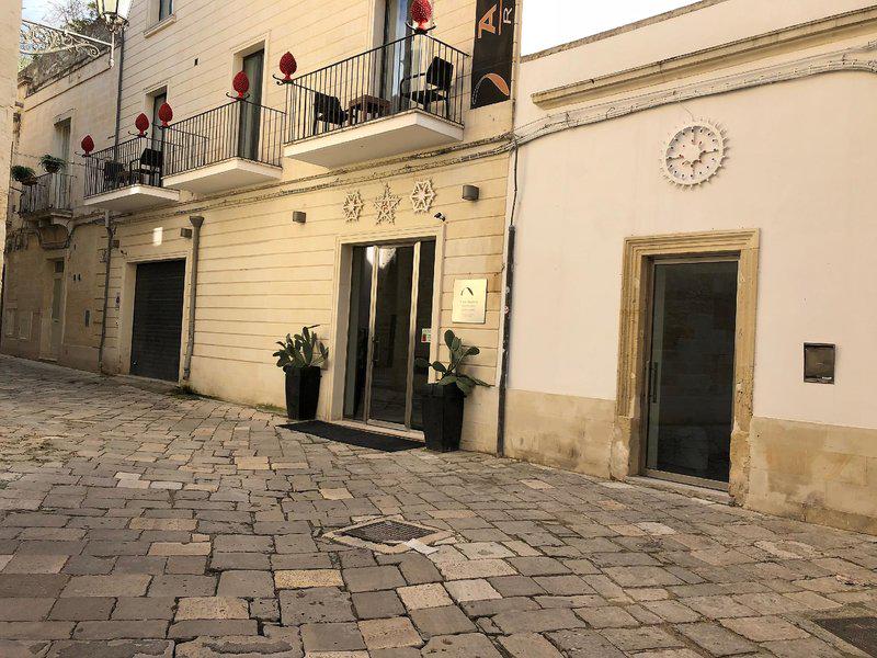 836BC33E4256F364DB8B924F8588CC63