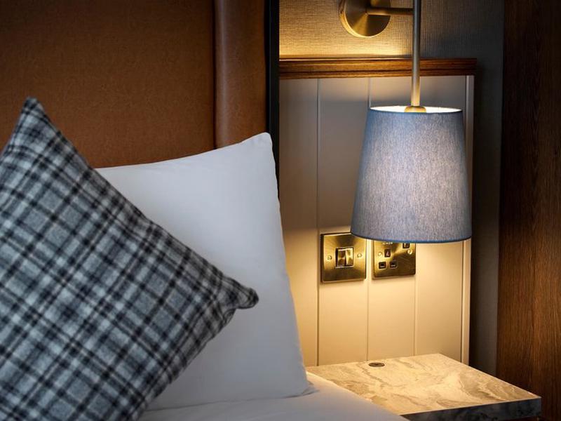 DF90FF989182F7321E6E765839D4D6B5