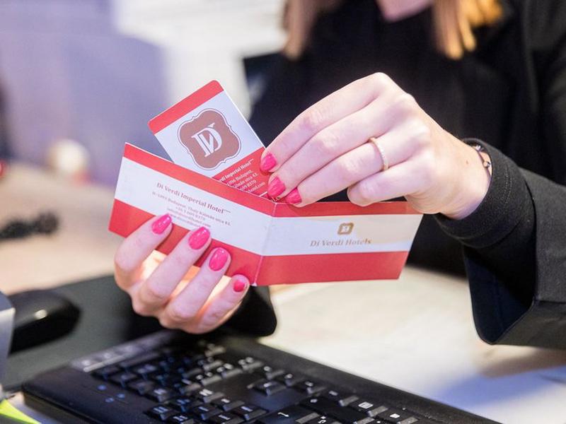 B2F53310A9686C4DD455C3017CCE428E